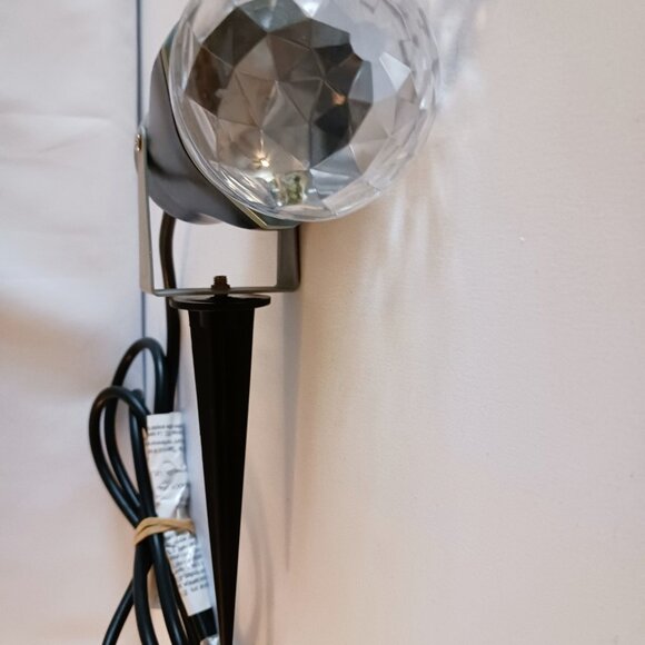 Interteck 120v Indoor/Outdoor Red/Green Projection - Picture 7 of 9